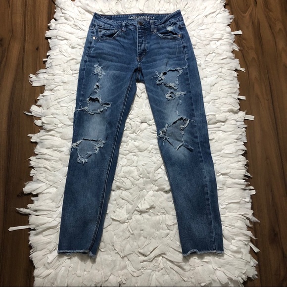 american eagle raw hem jeans